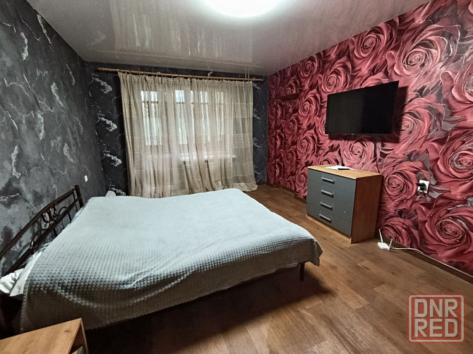 посуточно сдам 1-комнатную квартиру в центре Киевского района Донецк - изображение 1