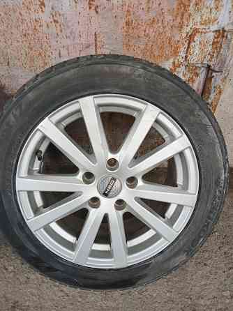Продаю колёса с зимней резиной р 16 Донецк
