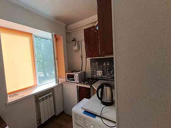 Посуточно сдам 1-комнатную квартиру в центре Киевского района Донецк