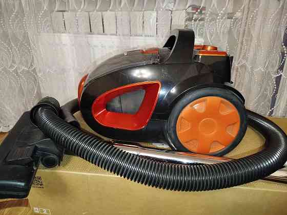 Продам пылесос DELTA Донецк