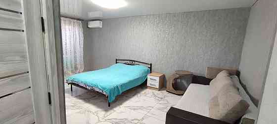 Посуточно сдам 1 ком. квартиру в центре Киевского района Донецк