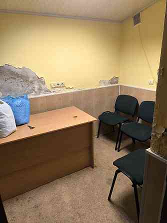 Продам 120кв.м. около маг "Изумруд". Отдельный вход Донецк