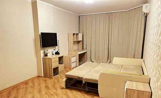 Сдается однокомнатная квартира, центр, ориентир кафе "Велюр" Макеевка