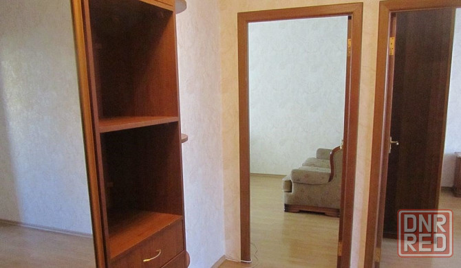 Сдается двухкомнатная квартира, на м-н Зеленый Макеевка - изображение 2