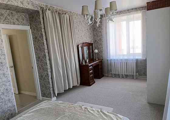 Киевский район, Шахтерская площадь, Фаворит Донецк