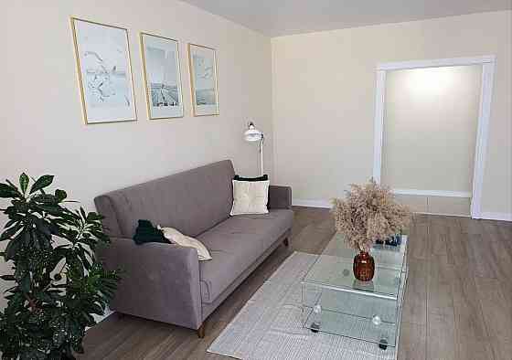 Киевский район, Шахтерская площадь, Фаворит Донецк