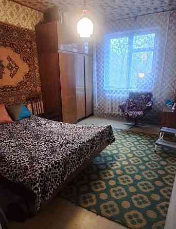 Продам 2-х ком. кв., 2/9 эт., 50 м.кв. - Донецк, ул. Щетинина, рынок Донецк