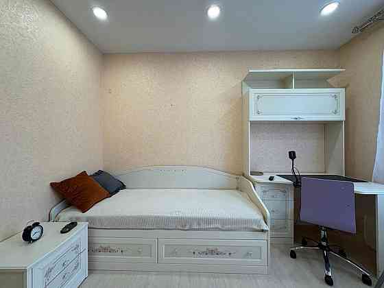 Сдается трехкомнатная квартира в Буденовском районе, микрорайон Донской, ориентирСпорт Макс. Донецк