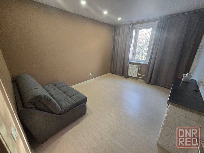 Сдается трехкомнатная квартира в Буденовском районе, микрорайон Донской, ориентирСпорт Макс. Донецк - изображение 3