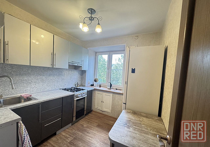 Сдается просторная, светлая двухкомнатная квартира в центре Донецка ориентир Золотое Кольцо Донецк - изображение 1