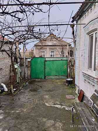 Продаётся добротный дом в Ильичевском районе, посёлок Украина. Мариуполь