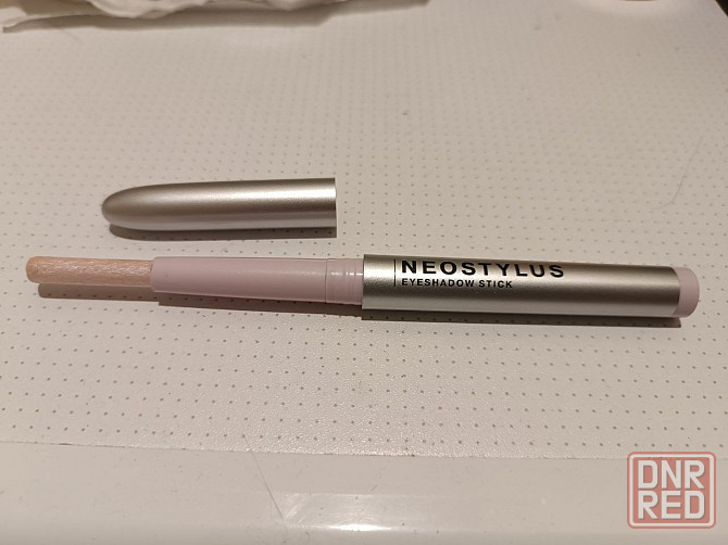 Тени для век в стике Neostylus тон 08 голубо-розовый дуохром Донецк - изображение 1