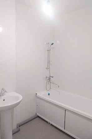 Продается крупногабаритная 2-х комнатная квартира. Мариуполь