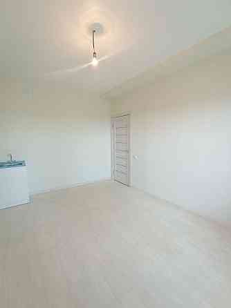 Продается крупногабаритная 2-х комнатная квартира. Мариуполь