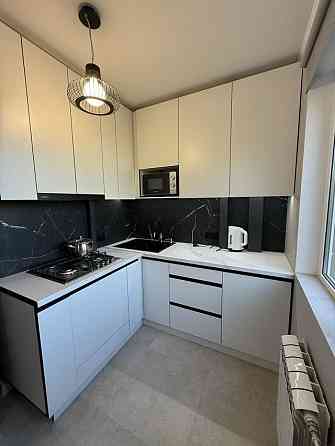 Сдаётся Евро 2-комнатная квартира Ориентир: пл. Ленина, район: Ворошиловский, г. Донецк Донецк