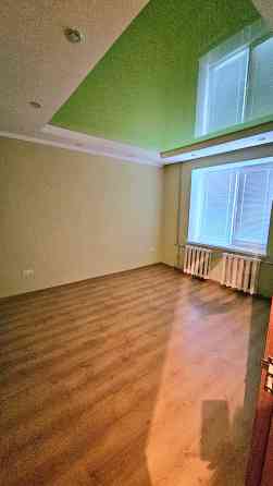 Продам 2 ком.квартиру кв. Якира 2 эт . Луганск