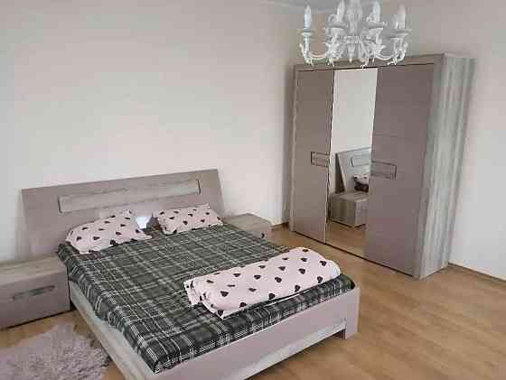 Сдаётся 3-комнатная квартира Ориентир: бульвар Пушкина, район: Ворошиловский, г. Донецк Донецк