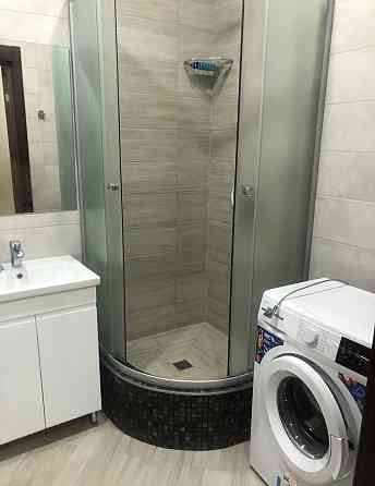 Сдам в аренду однокомнатную квартиру в Ворошиловском районе на Набережной, ориентир - Дом Быта Донецк