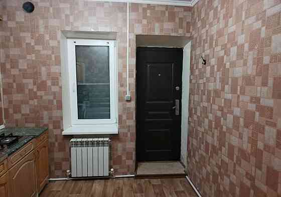 сдаю двухкомнатную квартиру 27.0 м² этаж 1/2 город донецк куйбышевский район ориентир куйб руведе Донецк