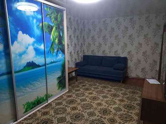 Поодам 2х Кальмиусский районе район Нептуна Мариуполь