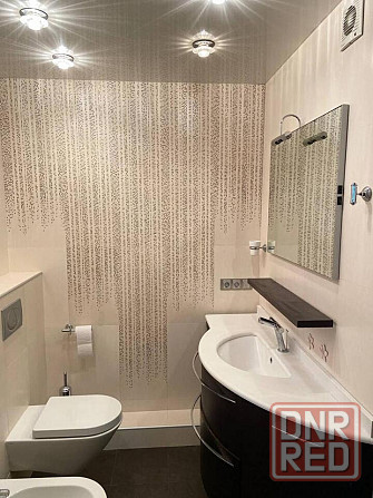 Сдаю трехкомнатную квартиру в Куйбышевском районе по проспекту Панфилова. Донецк - изображение 7