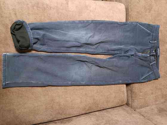 Джинсы на мальчика 12-13 лет, 2 пары Донецк