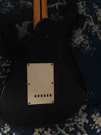 Продам электрогитару cort g110 Донецк