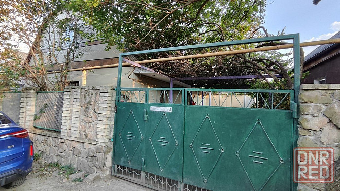 Продам 2-х этажный дом 180 м² в Ленинском районе (от собственника) Донецк - изображение 1