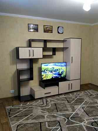 Сдам 2к квартиру, в самом центре р-н Тц Кристалл на длительный срок, 2/9эт. Луганск