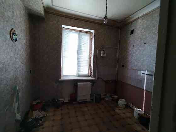 Продается 2-х комнатная квартира Луганск