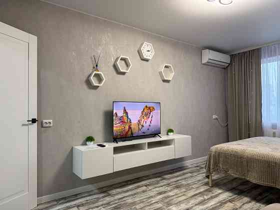 Посуточно 1-к. кв по центральной улице г. Макеевки, ул. Ленина Макеевка