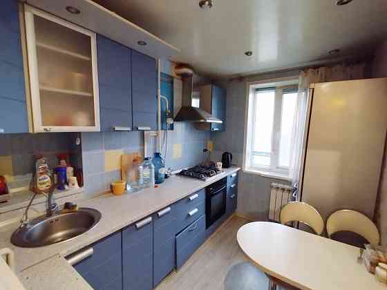 Продам 2 комнатную квартиру на 22 микрорайоне Мариуполь