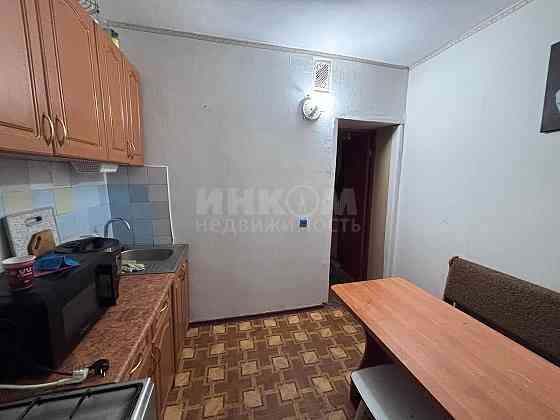 Продам 2к ул. Оборонная 20а рн. 5-я школа Луганск