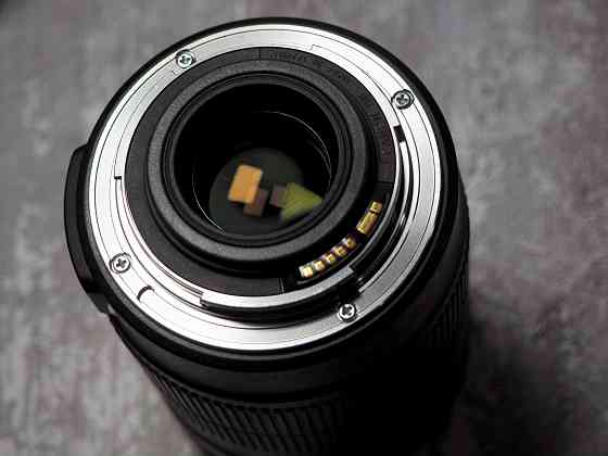 Canon EOS 600D +18-135 IS Макеевка