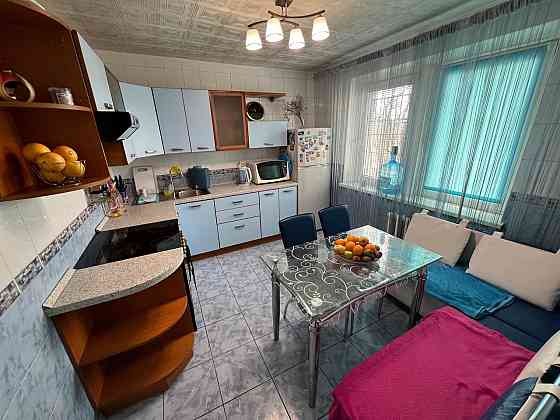 3-х комнатная квартира Ленинский р-н (южные склоны) Донецк