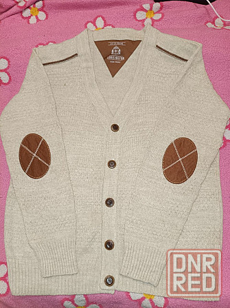 Продам джемпер для мальчика в отличном состоянии на возраст 11-13 лет Макеевка - изображение 1