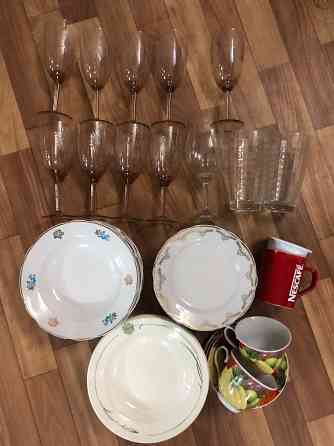 Посуда, всё по 100 рублей Донецк