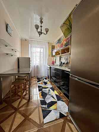 Сдаётся светлая двухкомнатная квартира недалеко от проспекта Мира Мариуполь