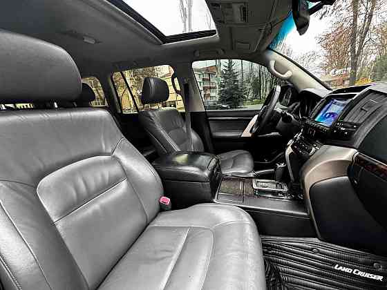 Toyota Land Cruiser 200 2009 года Донецк