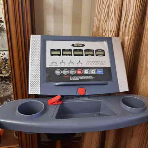 Продам беговую дорожку Донецк