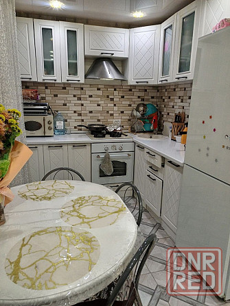 Продам 2ком Площадь Буденного, Октября Донецк - изображение 4