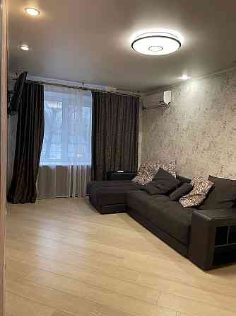 Сдам трёхкомнатную квартиру для семьи. Мариуполь