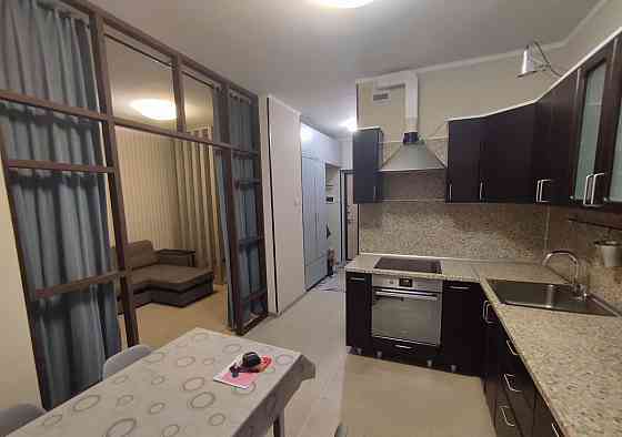 Сдаю студию в Киевском районе напротив трц "Донецк Сити" Донецк