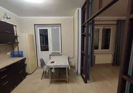 Сдаю студию в Киевском районе напротив трц "Донецк Сити" Донецк