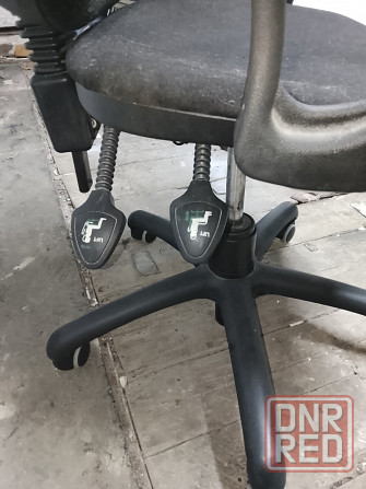 Кресло офисное Донецк - изображение 6