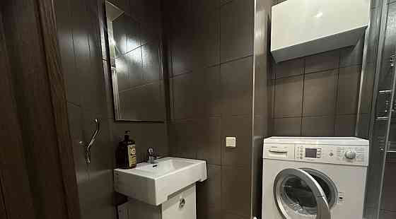 Сдается очень уютная и ухоженная двухкомнатная квартира в Ворошиловском районе на Филармонии. Донецк