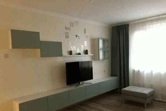 Сдаю однокомнатную квартиру в Пролетарском районе, находится по ул. Донецк