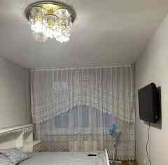 Сдаю двухкомнатную квартиру 64.0 м² этаж 5/10 город Донецк, Кировский район, мкр Текстильщик, 88 Донецк