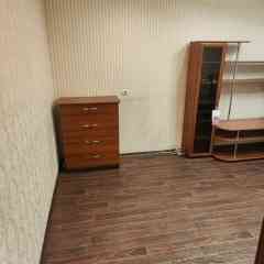 Сдам однокомнатную квартиру на первом этаже 5-ти этажного дома.Район Куйбышевский. Донецк