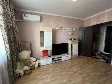 Сдаетcя 1-ком. кваpтира ( 39 кв.м) , с хорошим косметическим pемонтом Донецк